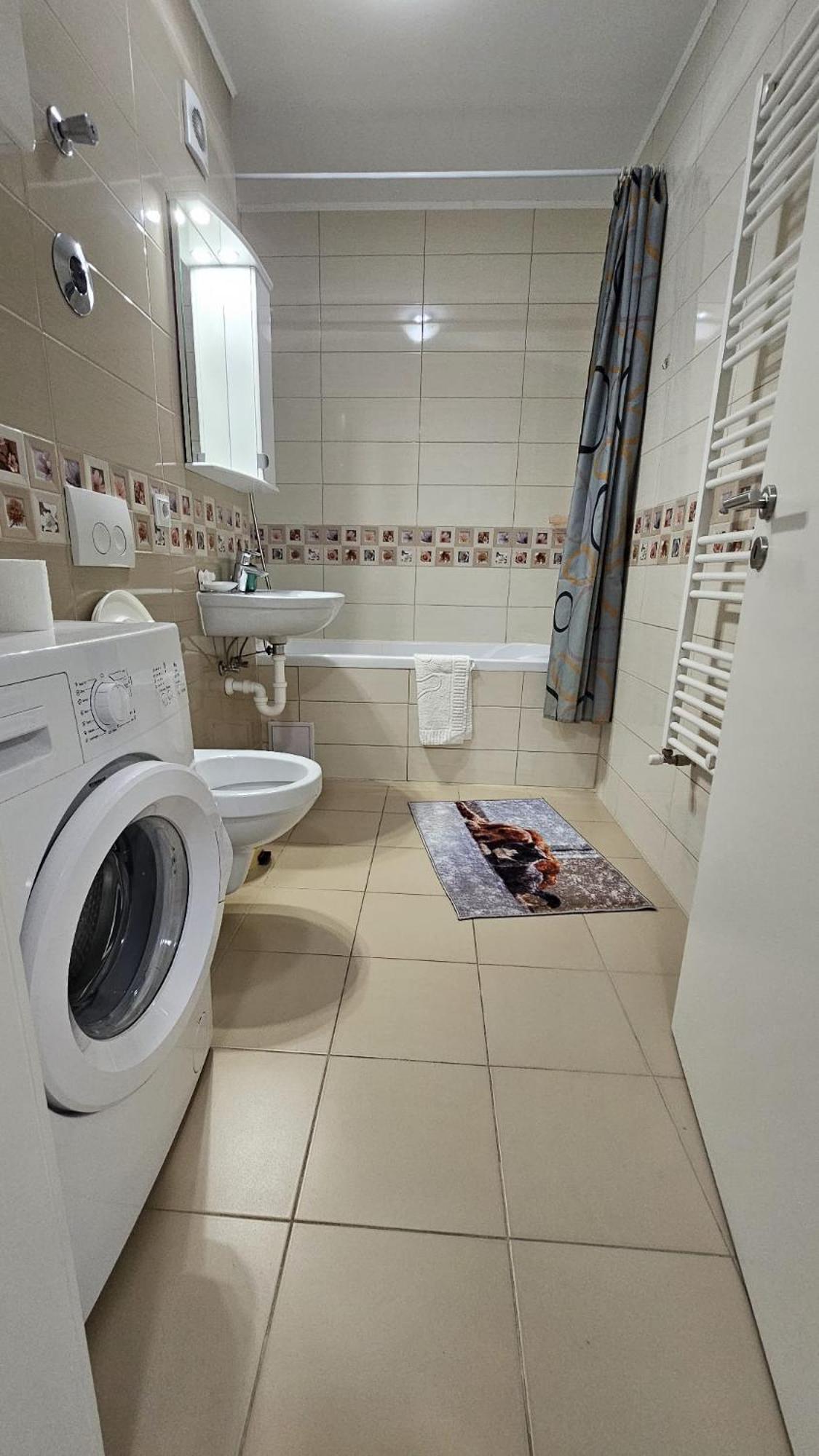 Elissa Apartment Braşov Extérieur photo